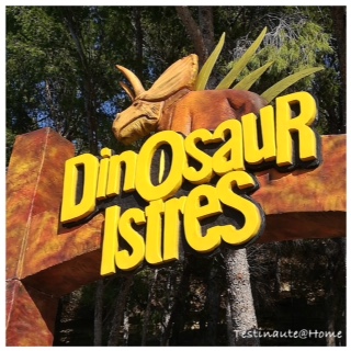 Entrée du parc Dinosaur'Istres